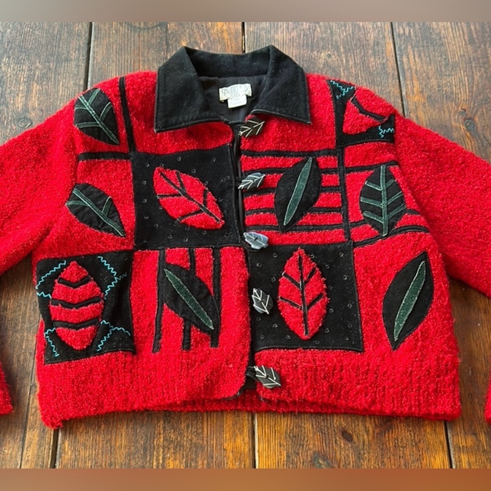 Vintage 1980s Leaf Pattern acrylic and suede leather cardigan by Minnie’s Closet - Picture 1 of 10